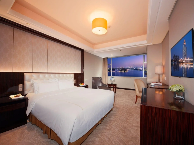 Standard Double room with lake view