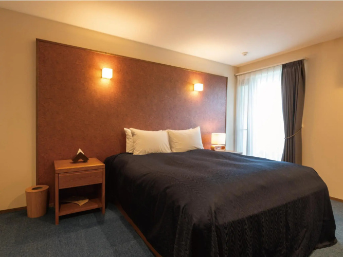 Condominium T-Room
