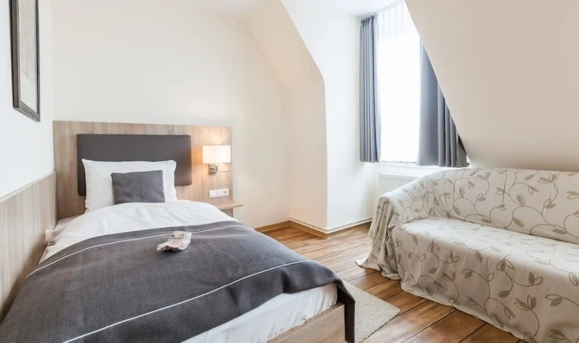 Standard Single room