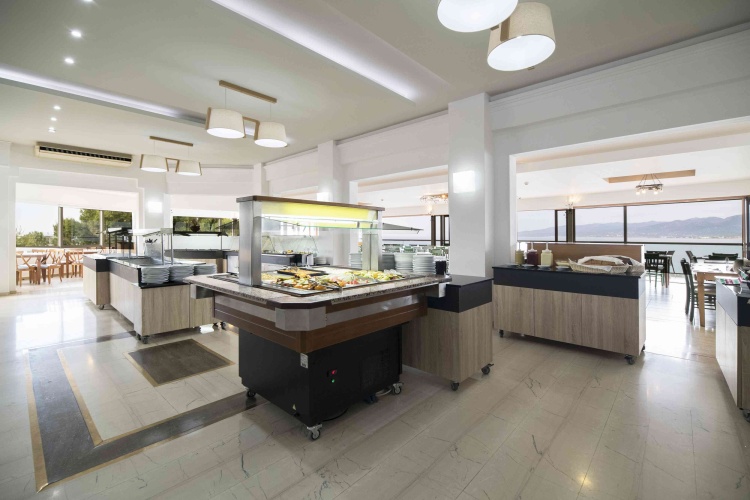 Horizon Beach Hotel photo 39