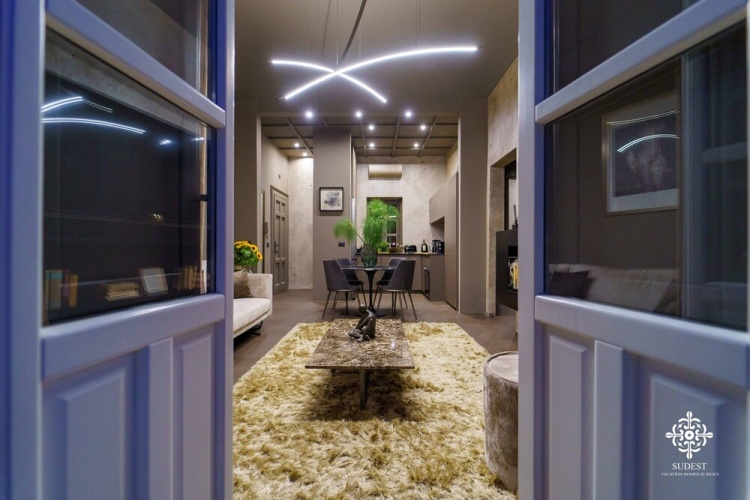 Deluxe Apartment with balcony