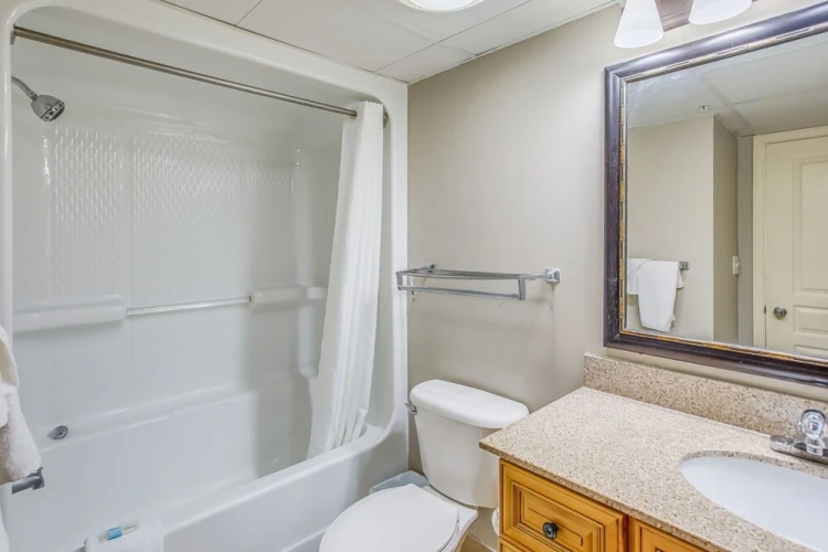 3 Bedrooms Apartment with balcony