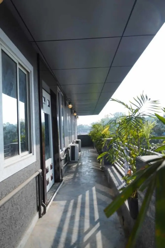 Hotel Lakefront