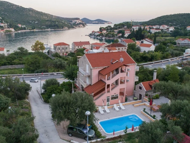 Family Studio with balcony and with sea view
