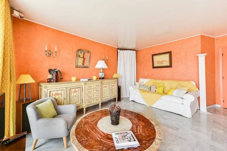 Le Cygne Apartment 1