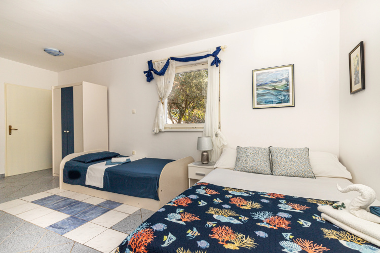 Beach Apartment Alenka Blue