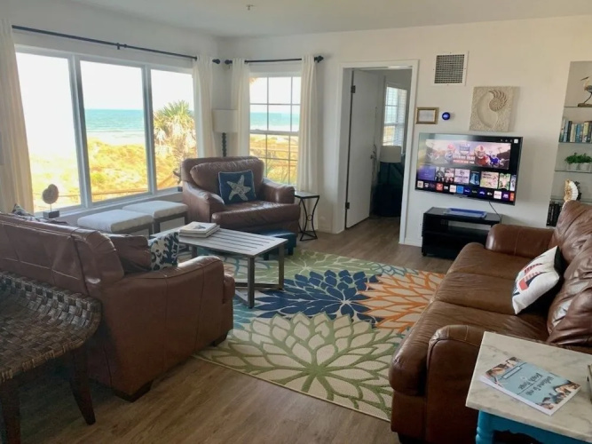 Dune Heights 4 Bedroom Home by RedAwning