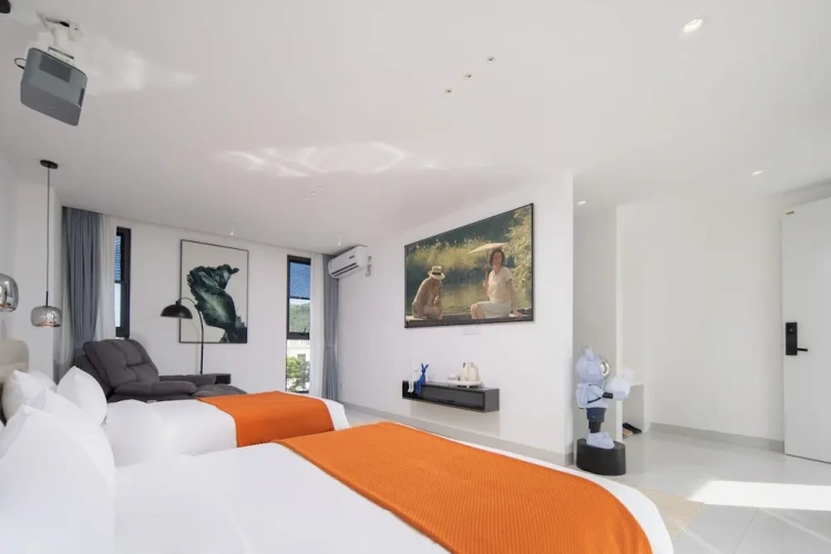 Standard Twin Family room with mountain view