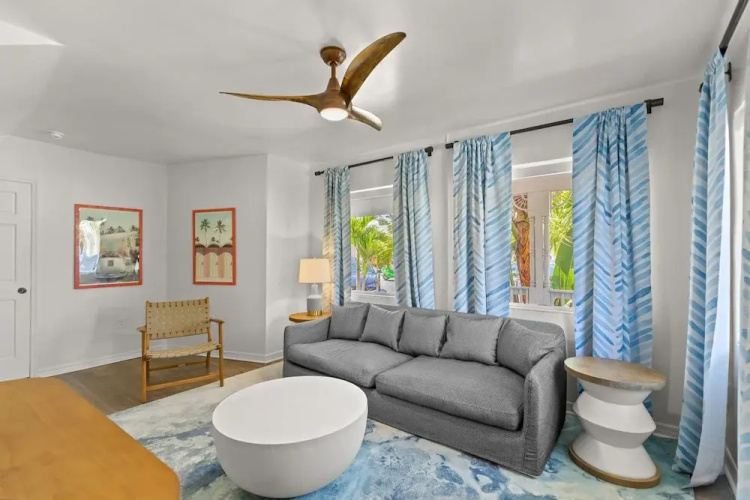Cabana Condo Heated Pool, Steps to the Beach!