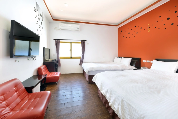 Classic Quadruple room