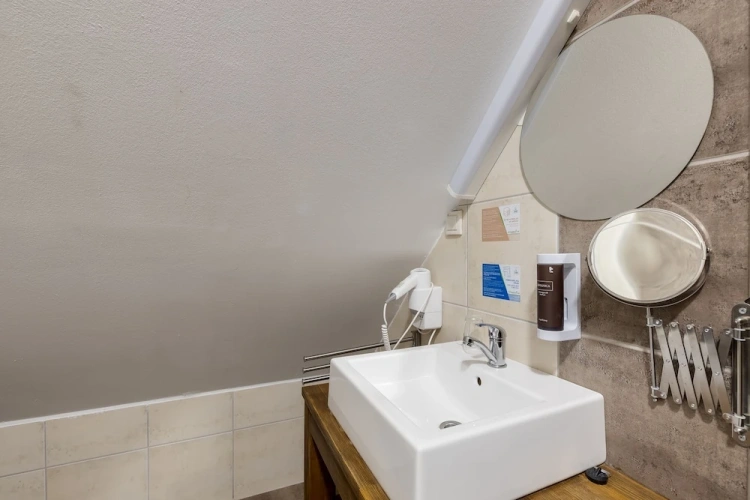 Double Family Attic Studio