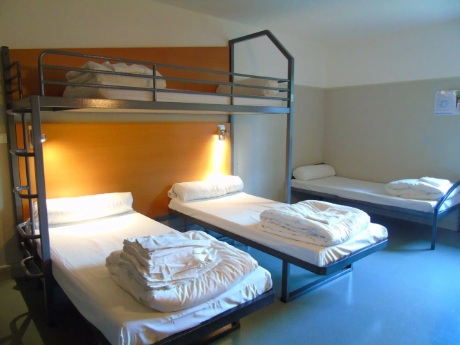 Cis De Champagne - Hostel