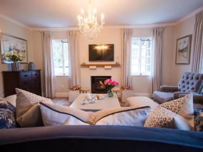 Exquisite Cottage Twenty