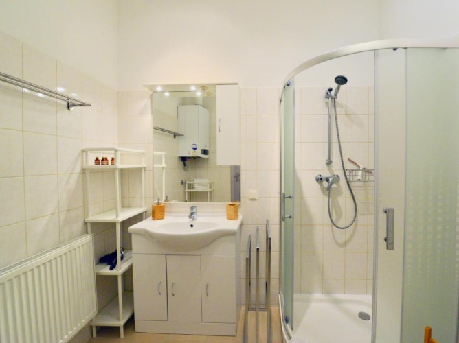 1 Bedroom Double Apartment