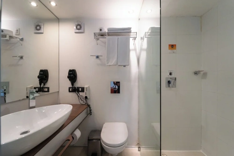 Superior Sextuple room