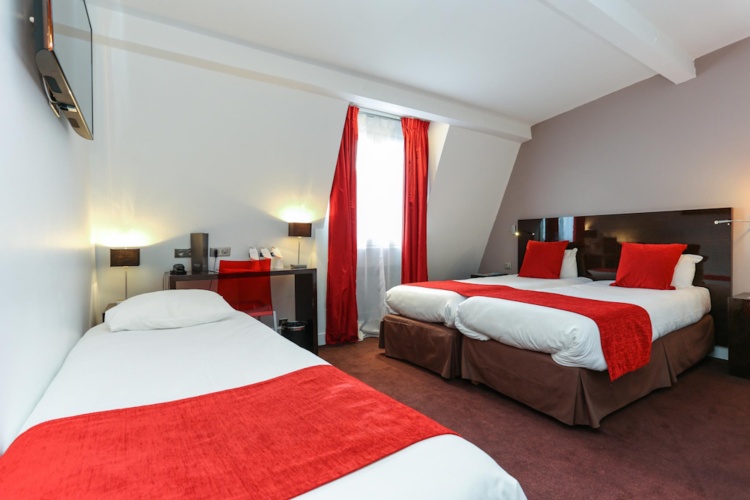 Triple room