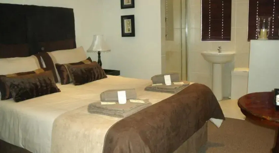 Encore Guest House