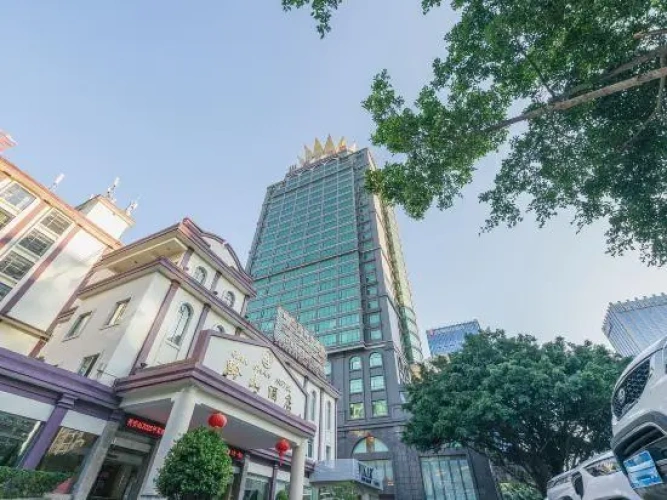 Crown Hotel
