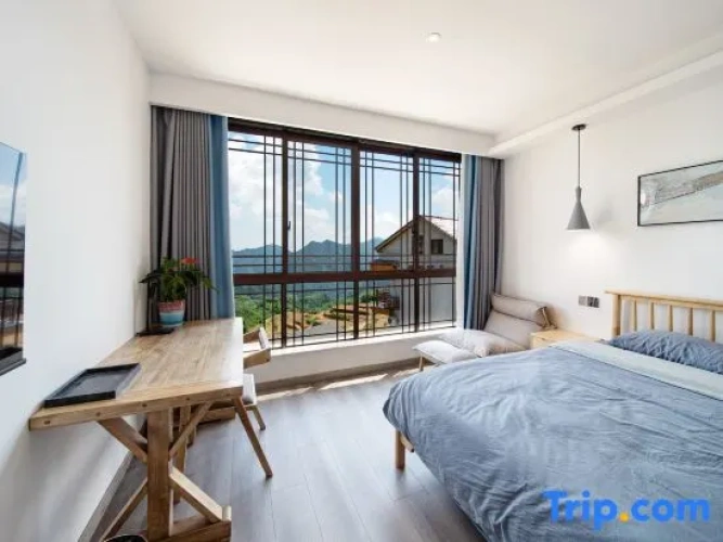 Standard Double room with mountain view
