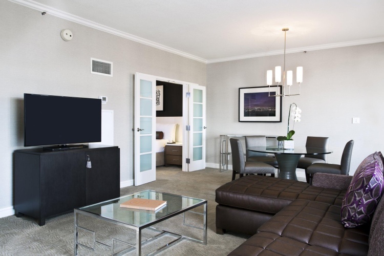 1 Bedroom Premier Suite