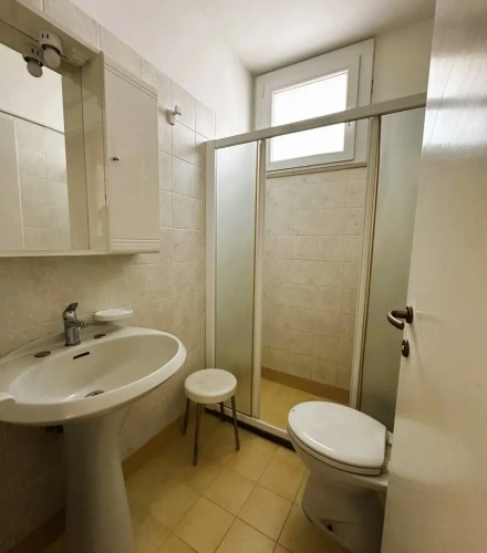2 Bedrooms Apartment with garden view
