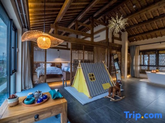 Comfort Family room with view