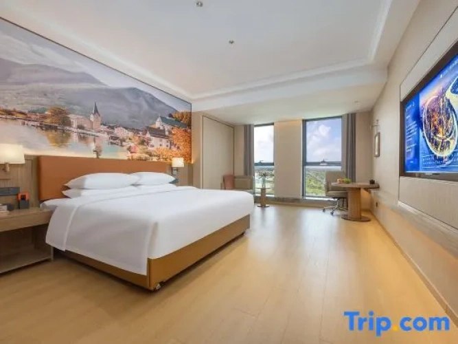 Standard Double room with lake view
