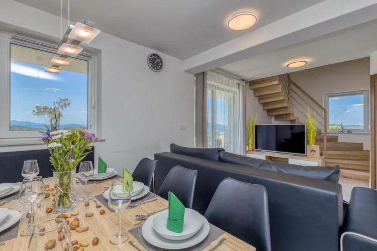 Pool & Whirlpool Art Villas