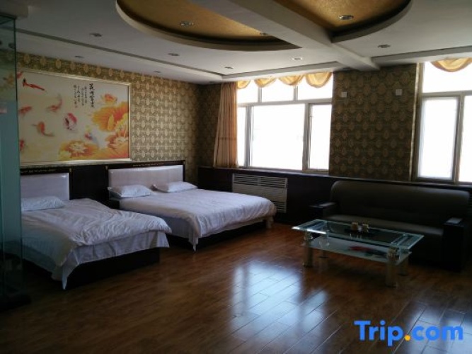 Deluxe Family room