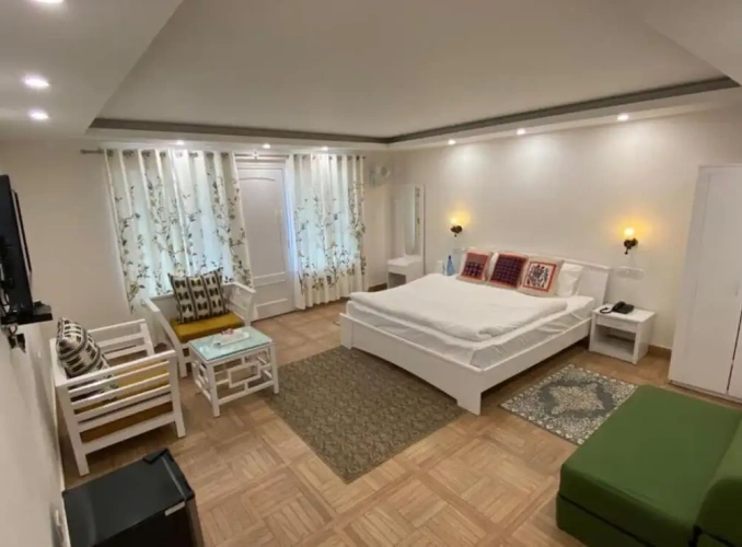 Double Cottage