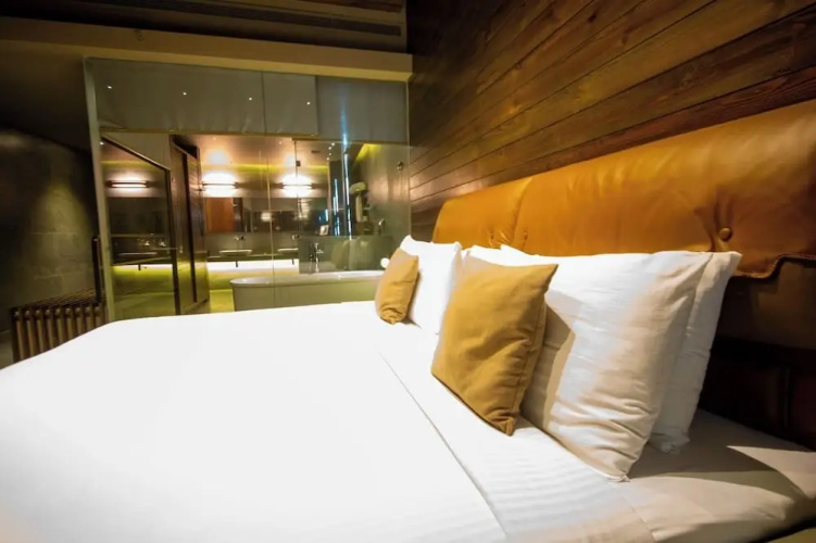 Pledge Scape Negombo