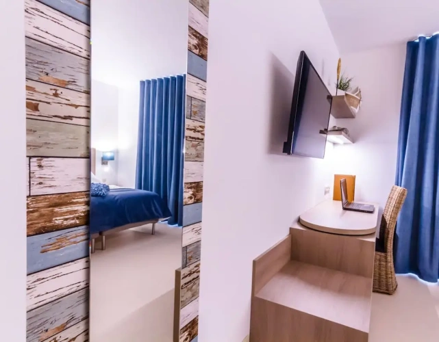 Comfort room