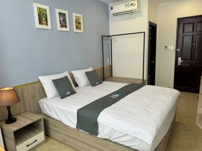 Like Hotel