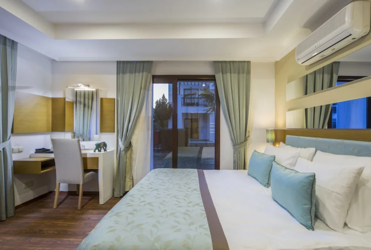 AKPALACE Belek