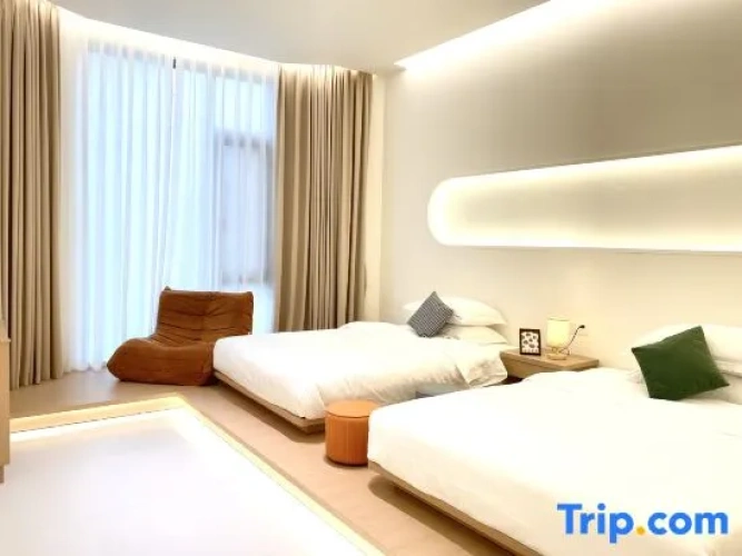 Premium Twin room