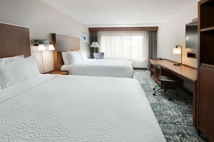 Deluxe Quadruple room