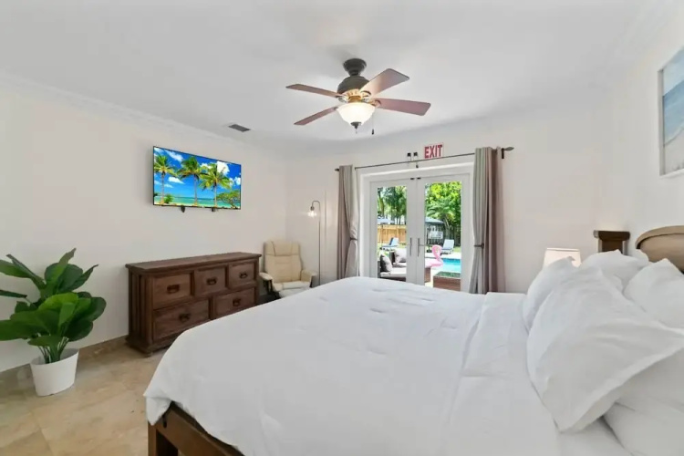 Ocean House - For 4!