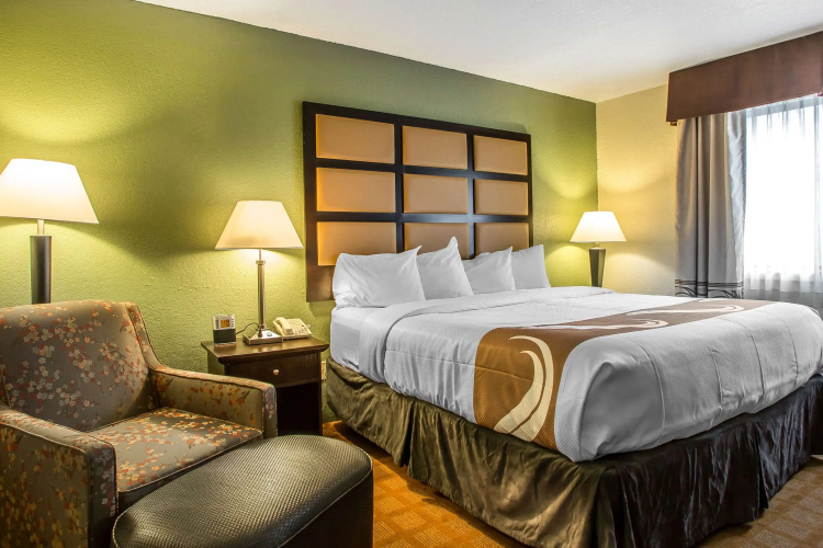 Quality Inn & Suites Marinette