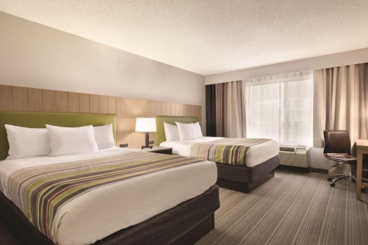 Standard Quadruple room