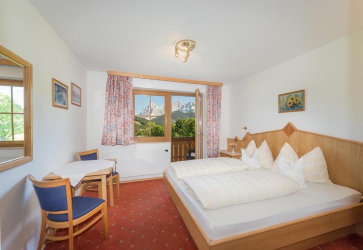 Standard Double room with balcony