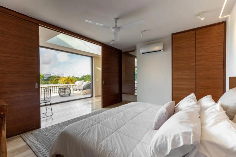 407 Stunning penthouse apartment for 2