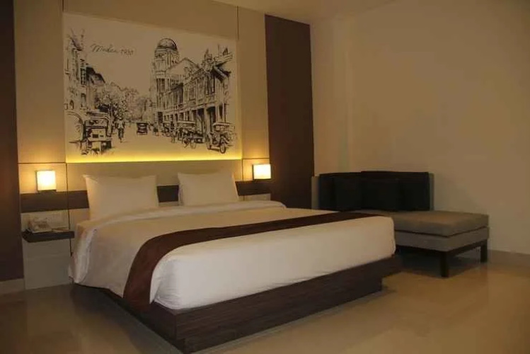 LARIZ Depari Hotel