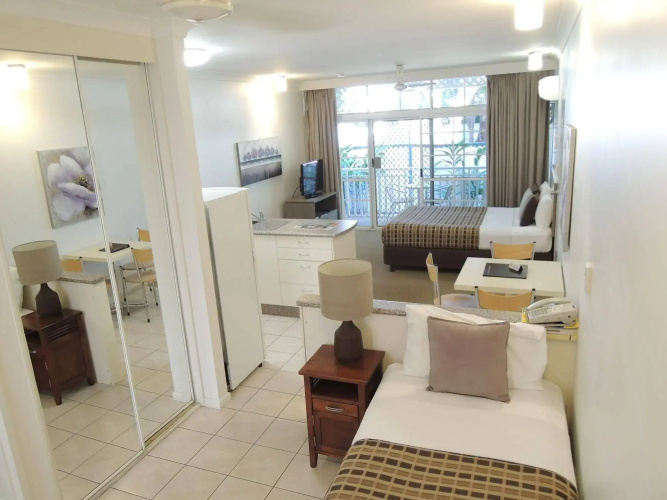 Reef Palms Motel
