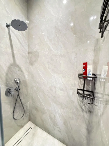 Royal Rentals on 1A Batyr Zakirov Street/1 block A