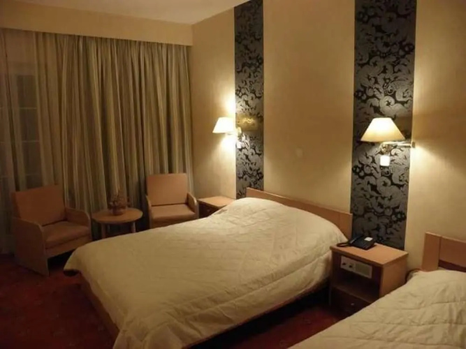 Dryas Hotel