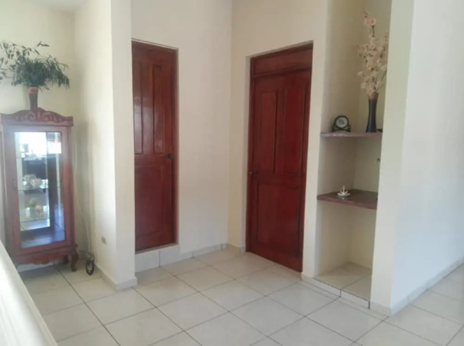 Entire House Spacious and Elegant