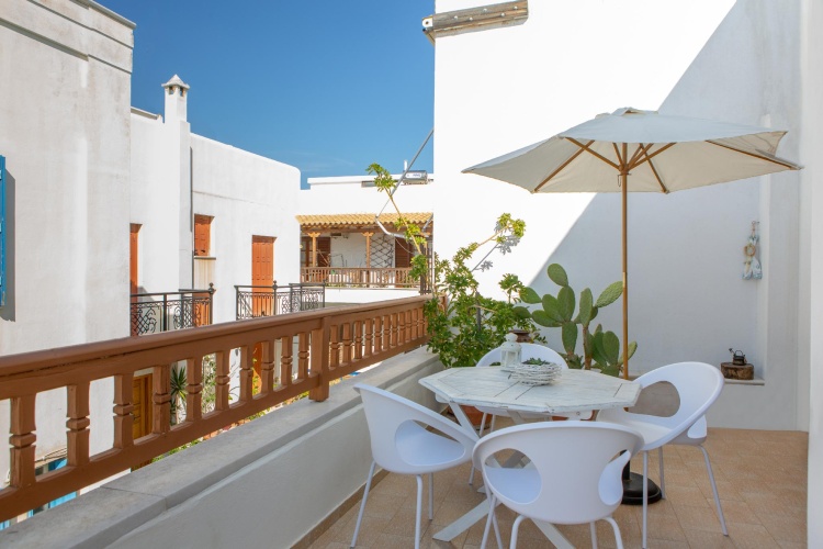 2 Bedrooms Twin Apartment with balcony