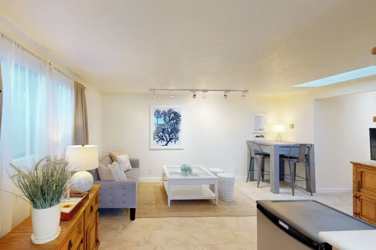 4BR Oceanfront Dog-friendly Hot Tub