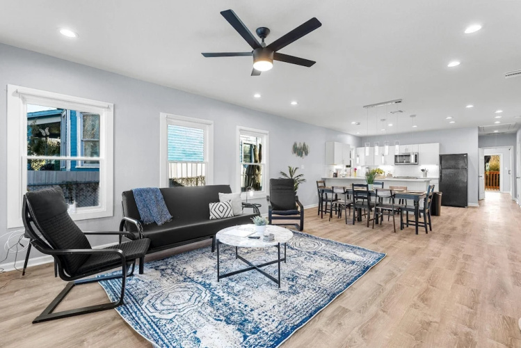 Inviting 4BR 2 5BA Downtown Home With Ample Space