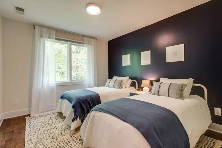 Downtown Luxury - 10 Beds Free Parking